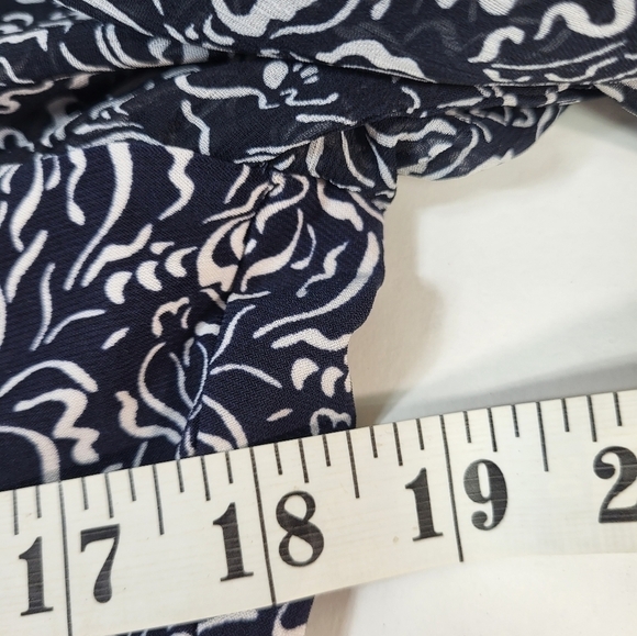 Tommy Hilfiger Patterned Blouse - Picture 7 of 8